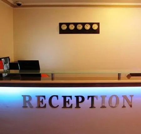Hotel Aymini 2*
