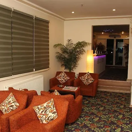 Hotel Aymini 2*