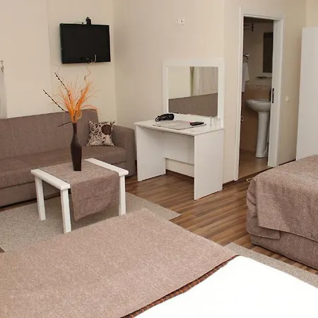 Hotel Aymini